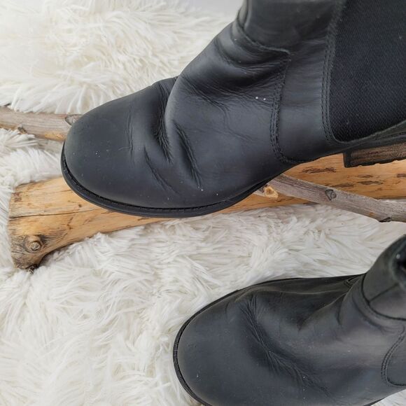 Ugg chunky bottom chelsea boot pull on - Picture 3 of 16